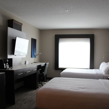 Holiday Inn Express & Suites Cold Lake By Ihg Luaran gambar
