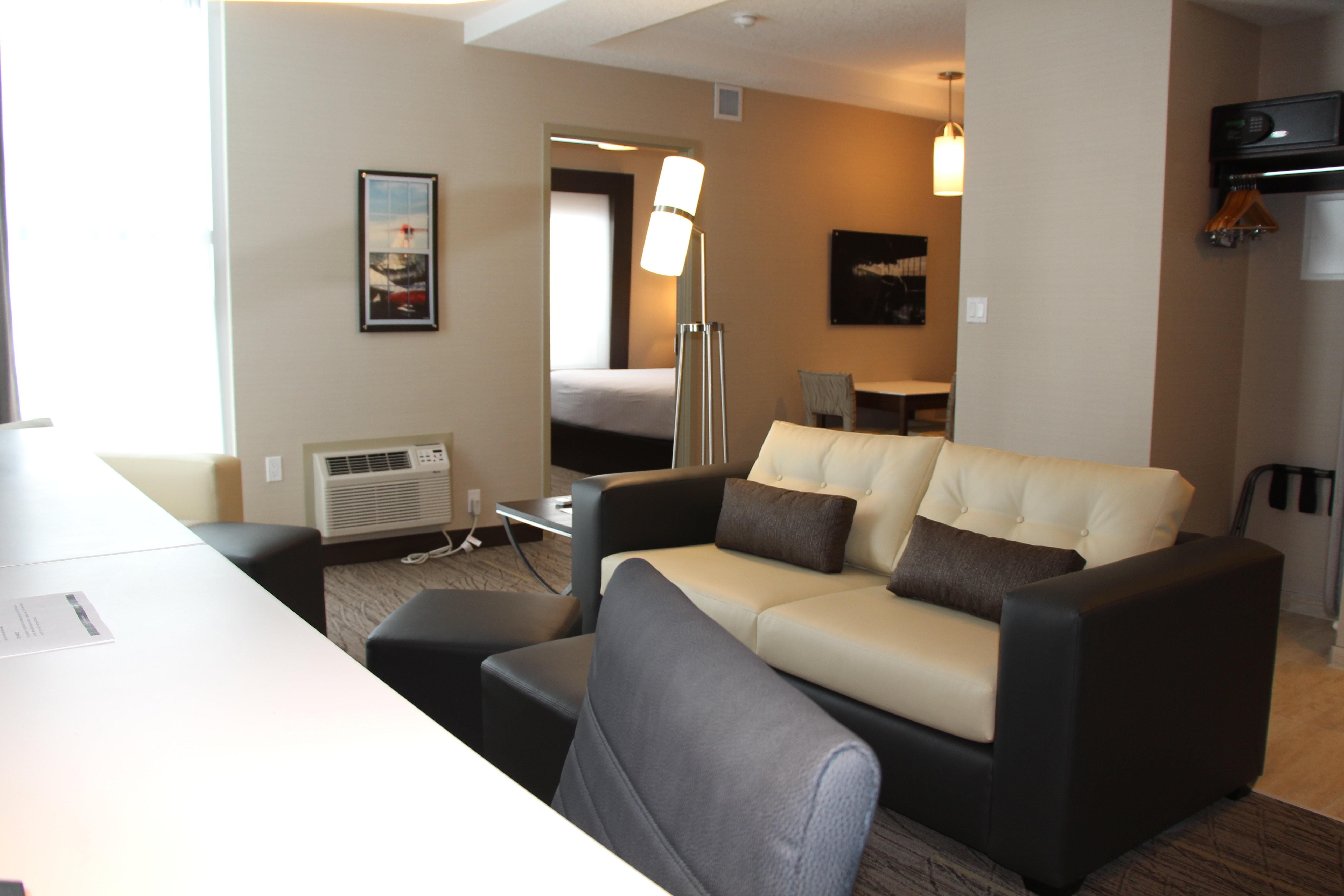 Holiday Inn Express & Suites Cold Lake By Ihg Luaran gambar