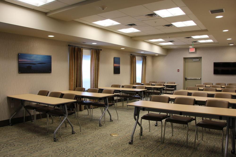Holiday Inn Express & Suites Cold Lake By Ihg Luaran gambar