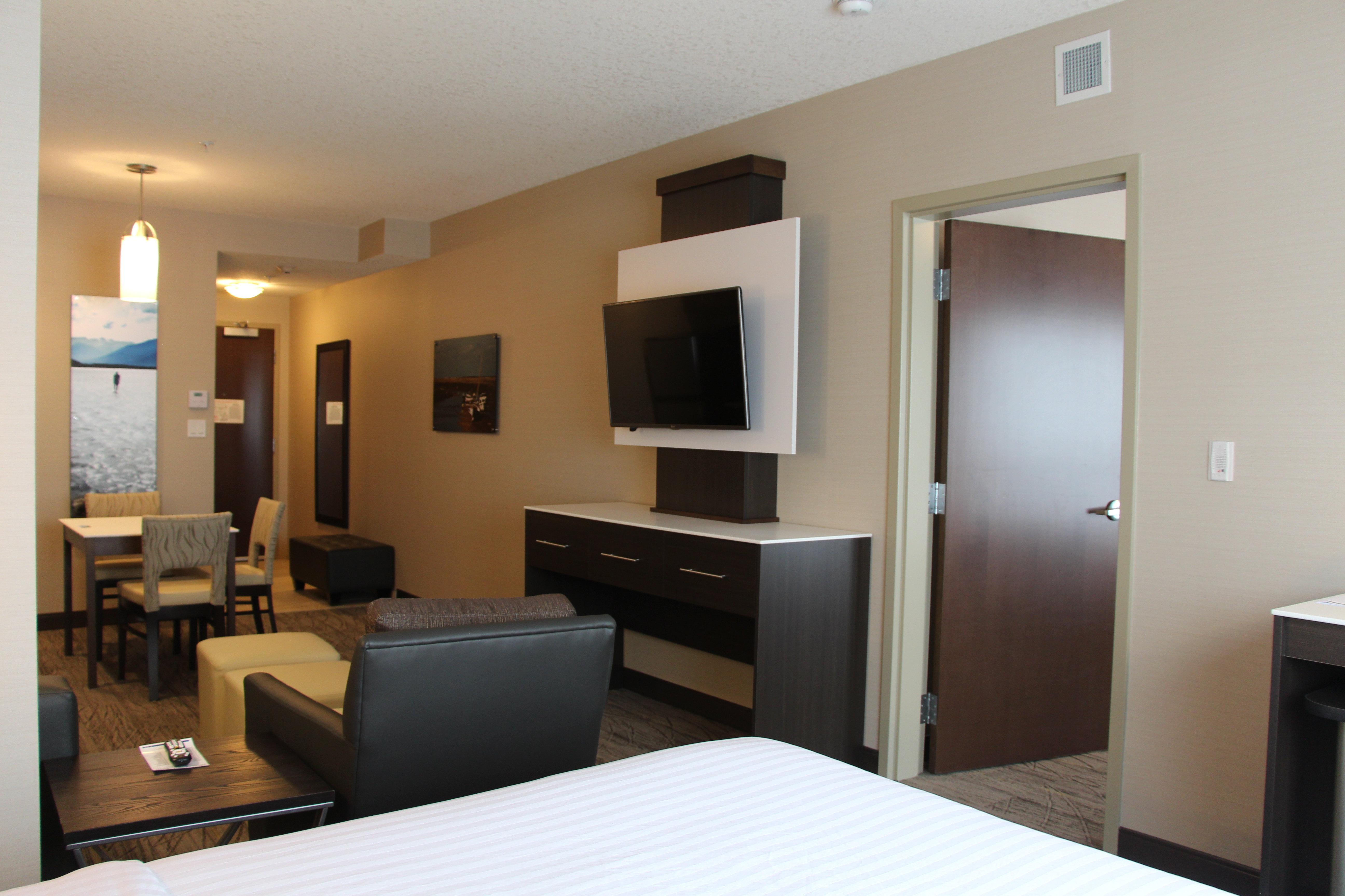 Holiday Inn Express & Suites Cold Lake By Ihg Luaran gambar