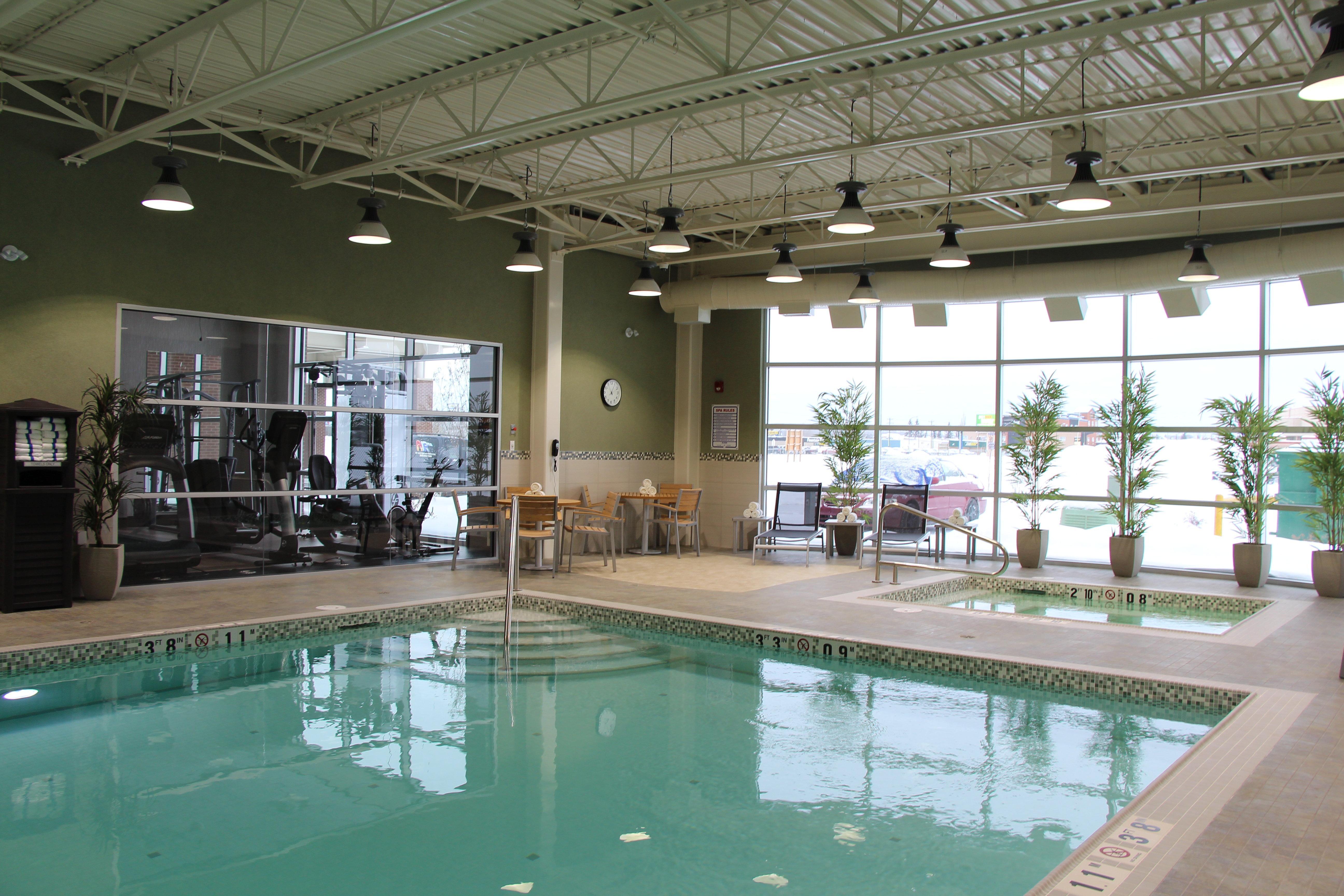 Holiday Inn Express & Suites Cold Lake By Ihg Luaran gambar
