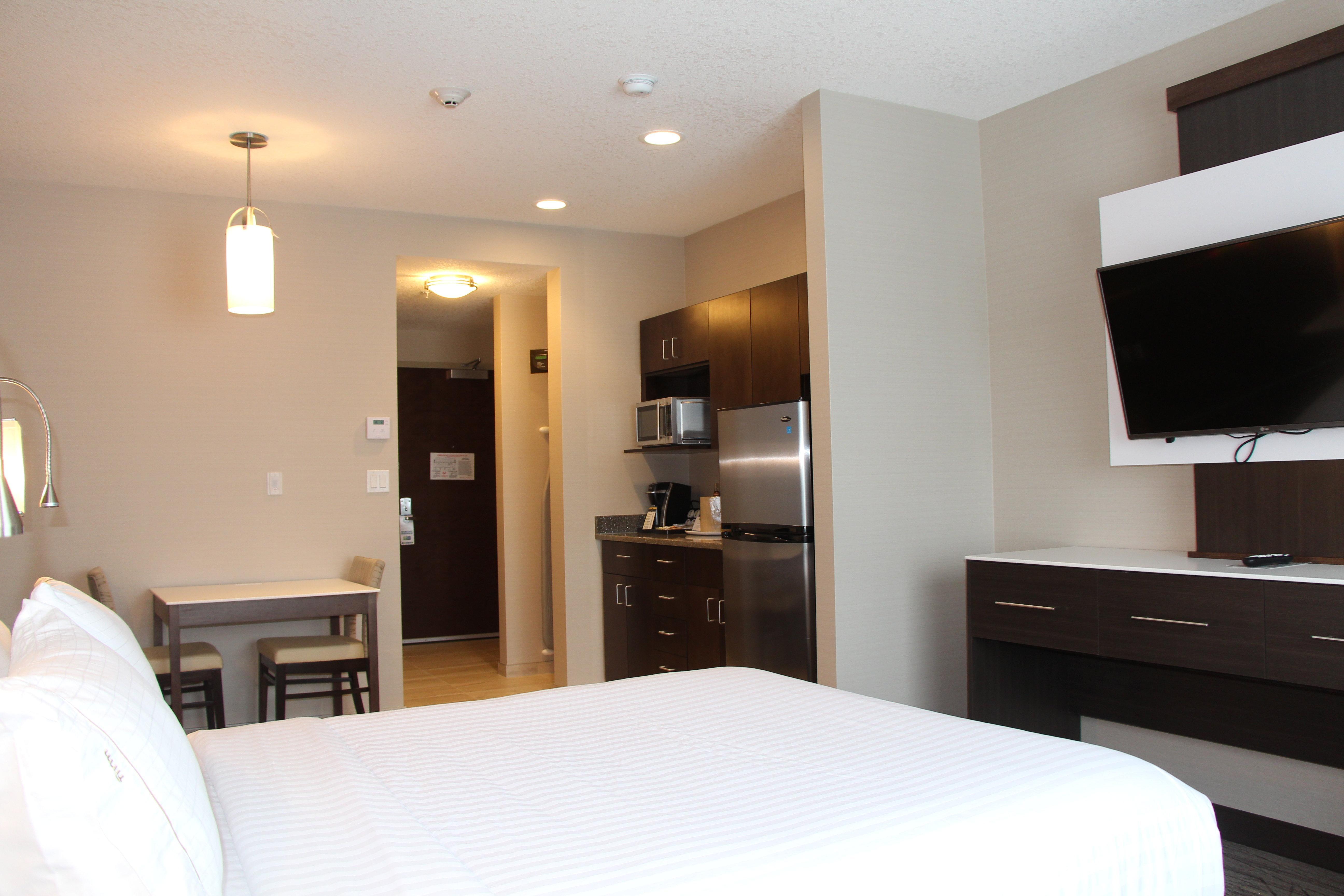 Holiday Inn Express & Suites Cold Lake By Ihg Luaran gambar