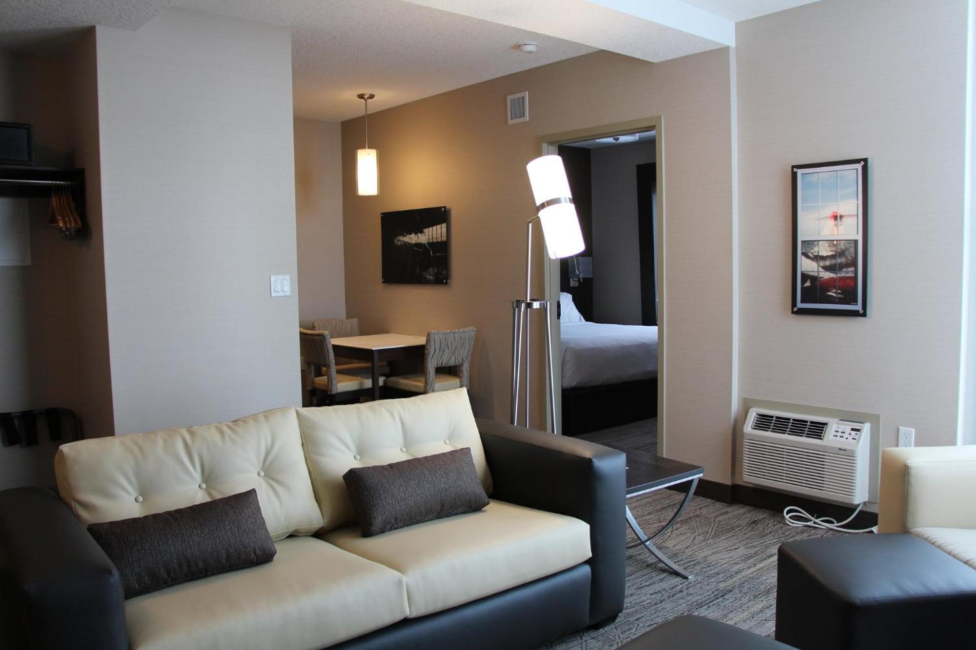Holiday Inn Express & Suites Cold Lake By Ihg Luaran gambar